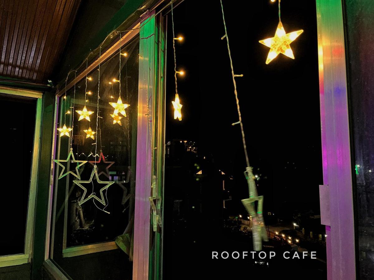 I Love Kasol Hostel & Rooftop Cafe エクステリア 写真